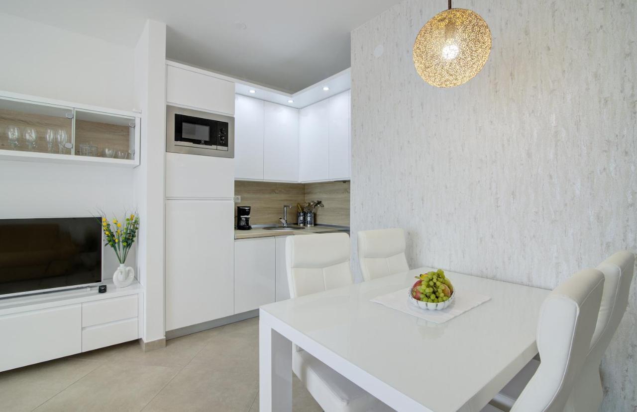 Apartments Luka - Villa Sunce 센 외부 사진