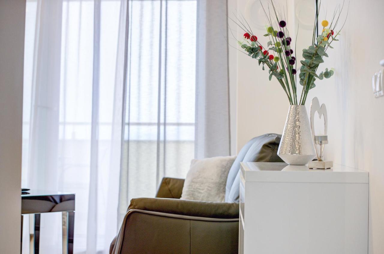 Apartments Luka - Villa Sunce 센 외부 사진